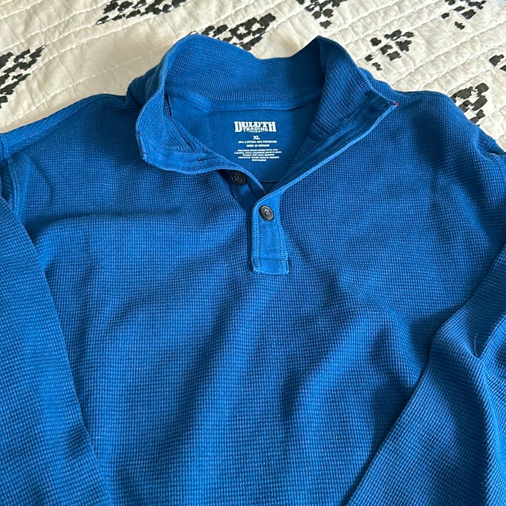 Dulth Trading waffle knit Henley. Heavy weight and warm for the winter
